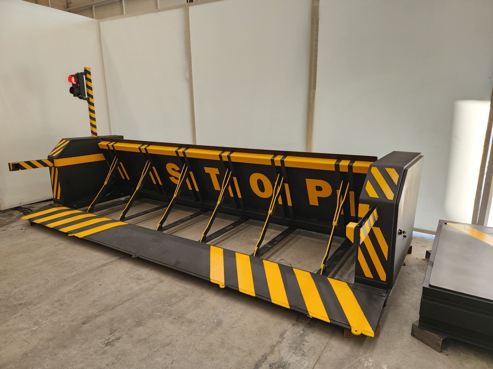 Portable Mobile Road Blocker 